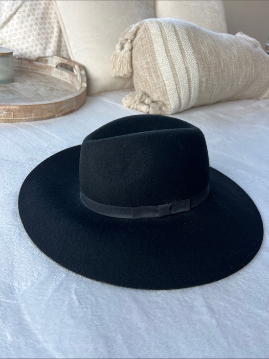 Accessories - Black Felt Express Floppy Hat